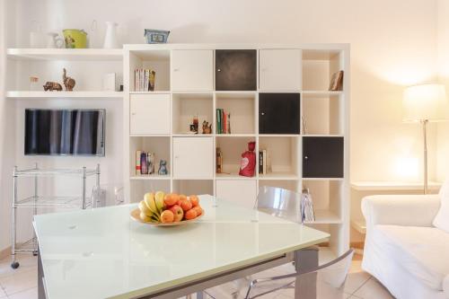 GuestHost - Equestrian Apt With Private Parking in Battifolle