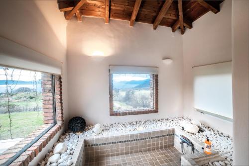 Vannas istaba, Villa Daphne Private Pool & Amazing View in Limni Evoiasa