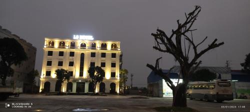 LS HoTel