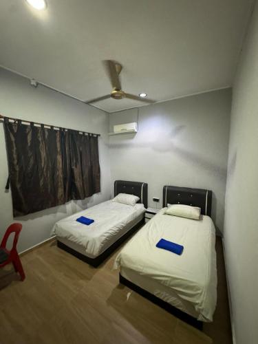 MOMO GUEST HOUSE in 登嘉樓州立博物館
