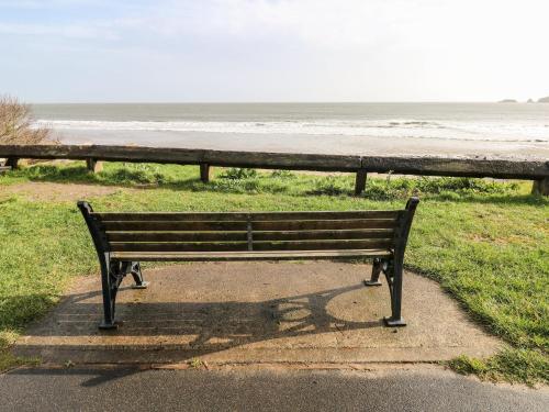 Ashdown House Saundersfoot - image 6