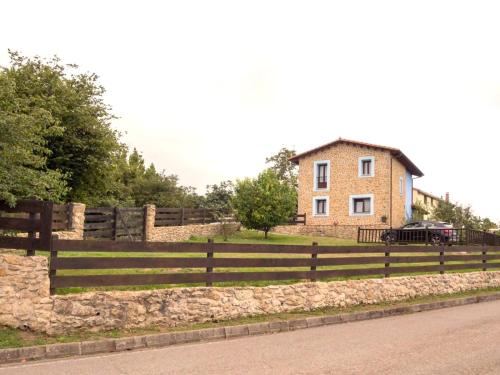 Casa La Escuelina en Villanueva