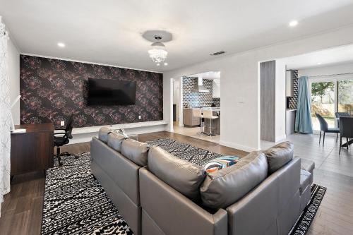 City Center Charm: 5 Mins to SFA - Nacogdoches, Texas in Nacogdoches, USA