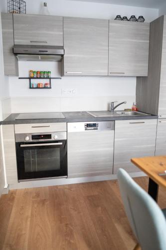 廚房, GOLDEN in 市中心