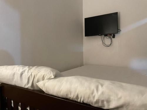 1 double bed