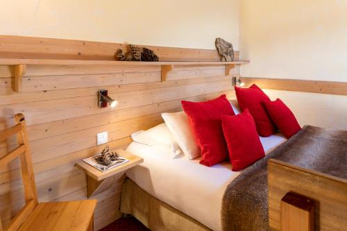 2 twin beds