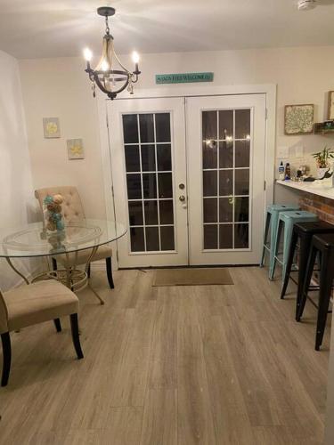 Beach Blanket Bungalow - A Wonderful townhome near the beach in Galveston, USA
