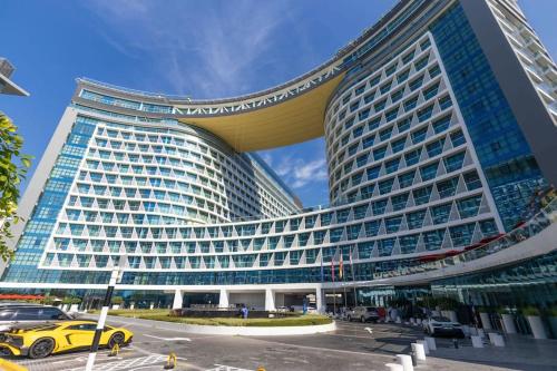 Modern studio on Palm Jumeirah - image 13