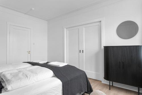 Three-Bedroom Apartment image 2