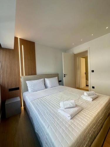 BlueMotion - CruiseHub 2B, Pireus (zdjęcie 8)