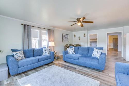 . Bright Shelby Cottage with Deck and Creek Views!