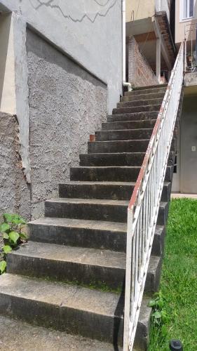 Bejárat, Chalet confortável na cidade das estrelas (Chalet confortavel na cidade das estrelas) in Santa Maria Madalena