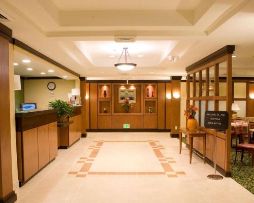 Fairfield by Marriott Inn & Suites Burley - 로비