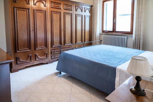 C012 - Camerano, bilocale con doppi servizi e giardino panoramico