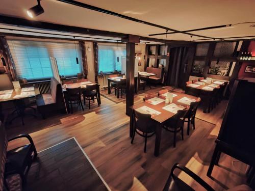 Roastineer Hotel 2