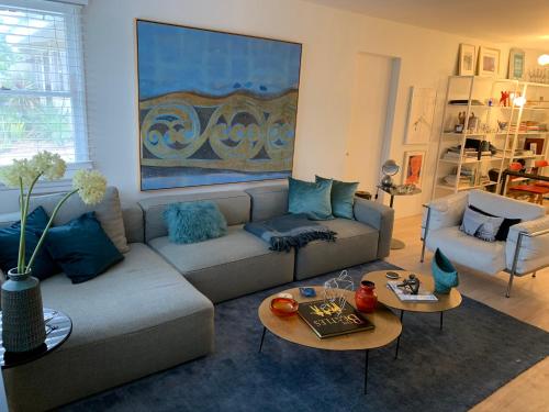 Canyon View Cutie in Bay Park