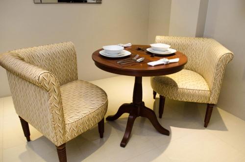 Facilities, Ritz Hotel Angeles in Balibago