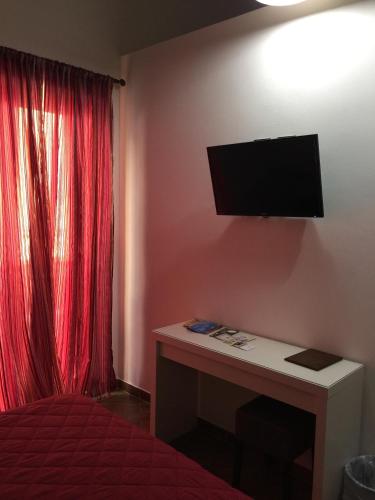 Classic Triple Room image 3