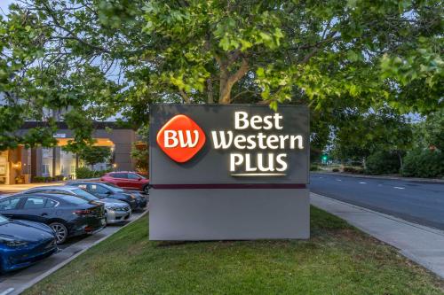 Best Western Plus Vineyard Inn