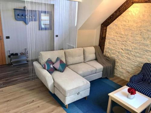 Charming loft near Old Town, Tallinn (photo 9)