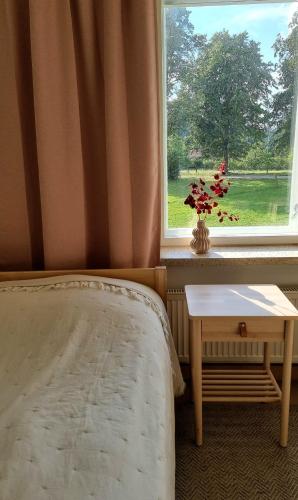 1 twin bed