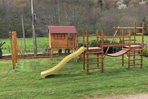 La Bétamotte: Maison entière avec piscine dans le parc du Morvan