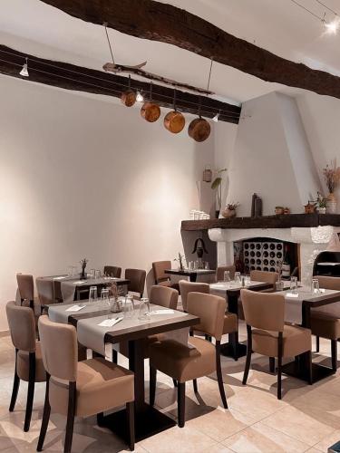 餐廳, Auberge du Bourguet in 拉馬爾特爾