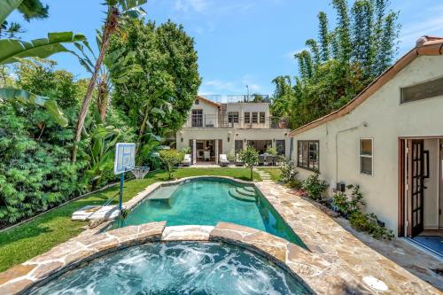 Hollywood Sunset Villa in Los Angeles, USA