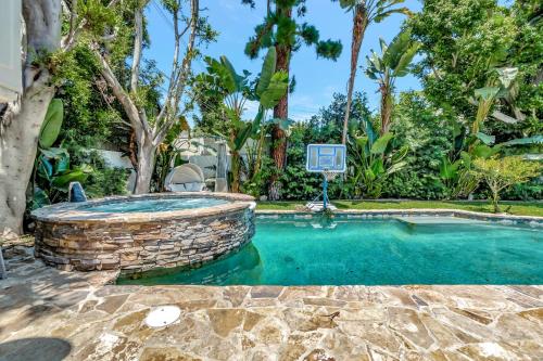 Hollywood Sunset Villa in Los Angeles, USA
