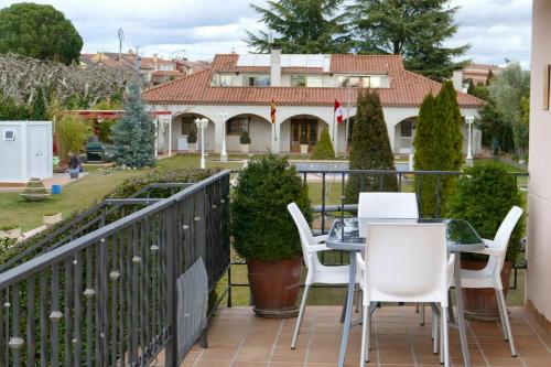 2 bedrooms chalet with private pool terrace and wifi at Villamayor