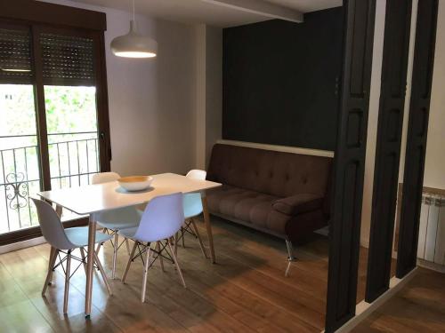 . 2 bedrooms appartement with terrace and wifi at Xativa