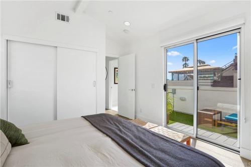 918 W Balboa B in Newport Beach, USA