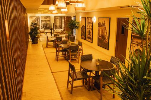 531205267 Casa Continental Hotel Boutique & Suites - Adults Only