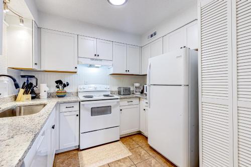 3 on 28th Unit A in Isle of Palms, USA