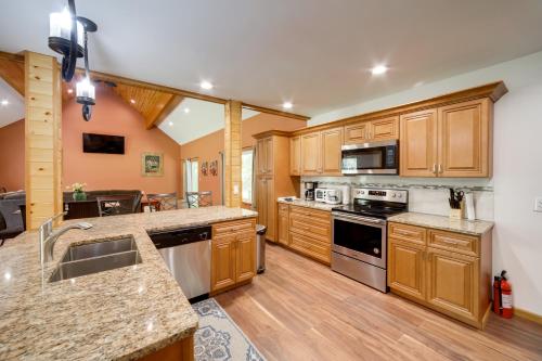 Spacious House on Half Acre Less Than 3 Mi to Beach!