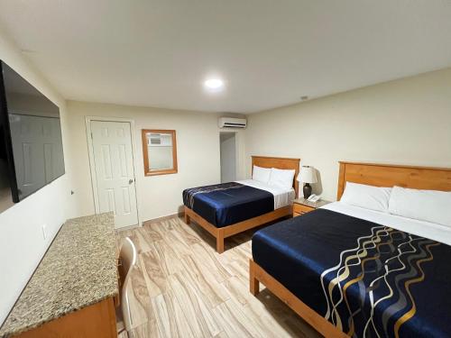 Hotel Catalina in Tijuana