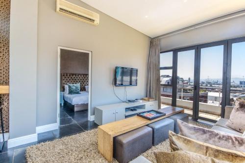 Two Bedroom with Jacuzzi - main image