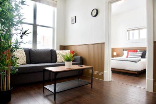 Spacious Condo In Moose Jaw - Large 2 BR Parking Coffee in Moose Jaw (SK)