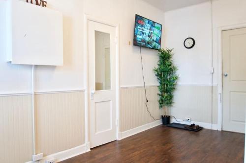 Cozy Studio Perfect for Business Travelers Downtown in Moose Jaw (SK)