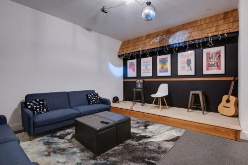 City Heights Rooftop Karaoke Game Room in Nashville, USA