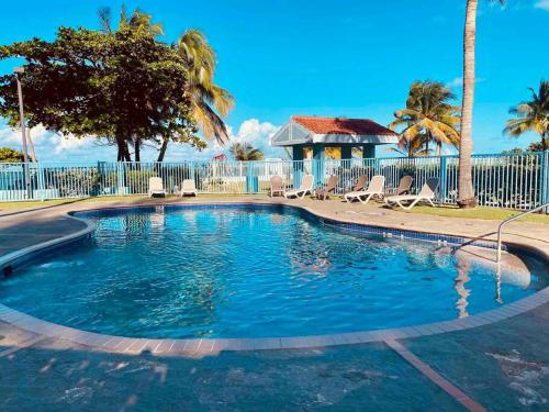 Zwembad, Villas Del Mar Beach Resort in Loiza