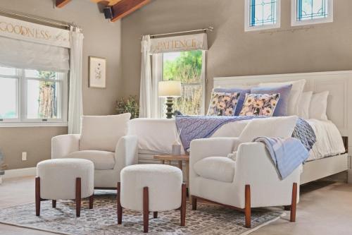 @ Marbella Lane - Alpaca Farm House Pool @ Marbella Lane - Alpaca Farm House Pool