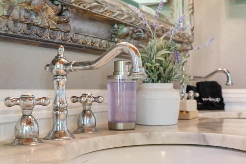 @ Marbella Lane - Alpaca Farm House Pool @ Marbella Lane - Alpaca Farm House Pool