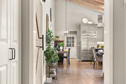 @ Marbella Lane - Alpaca Farm House Pool @ Marbella Lane - Alpaca Farm House Pool