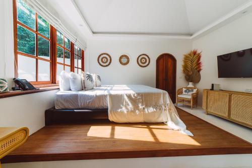 room detail thumbnail 0