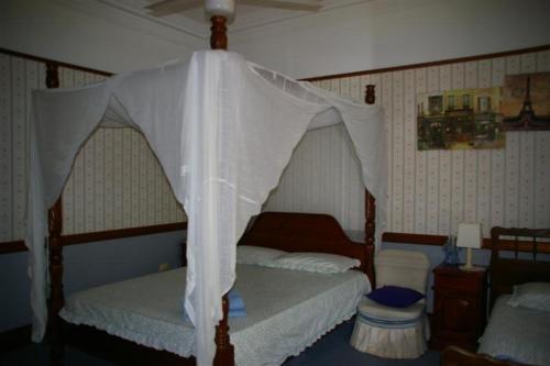 1 queen bed