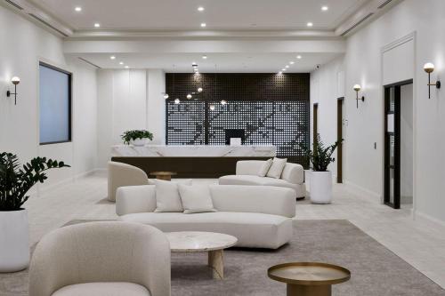 A Chic 2br Apt Right Next To Melbourne Central - Melbourne