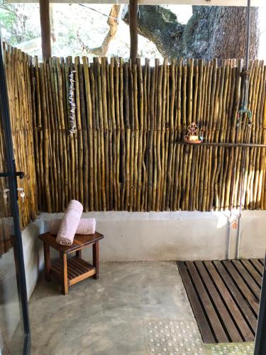 Lebombo Wattle Cottage - Forest 1