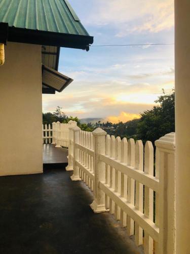 White Hill Bungalow Nuwaraeliya