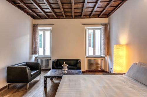 Domus Mondrian Luxury House - image 4